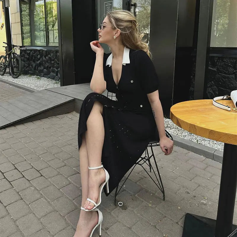 Contrast Single Breasted Knitted Dress For Women.