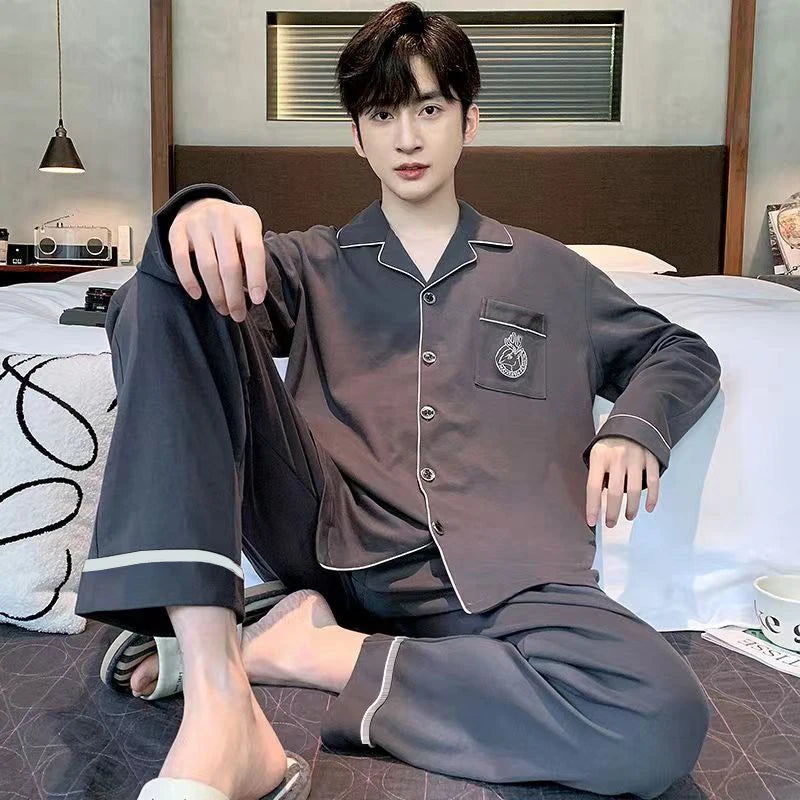 Teenage Men's Pajamas Long-Sleeved Spring and Autum.