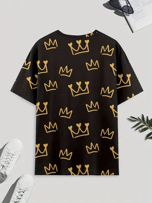 Men's pajama set, including crown-printed short sleeve top and shorts.