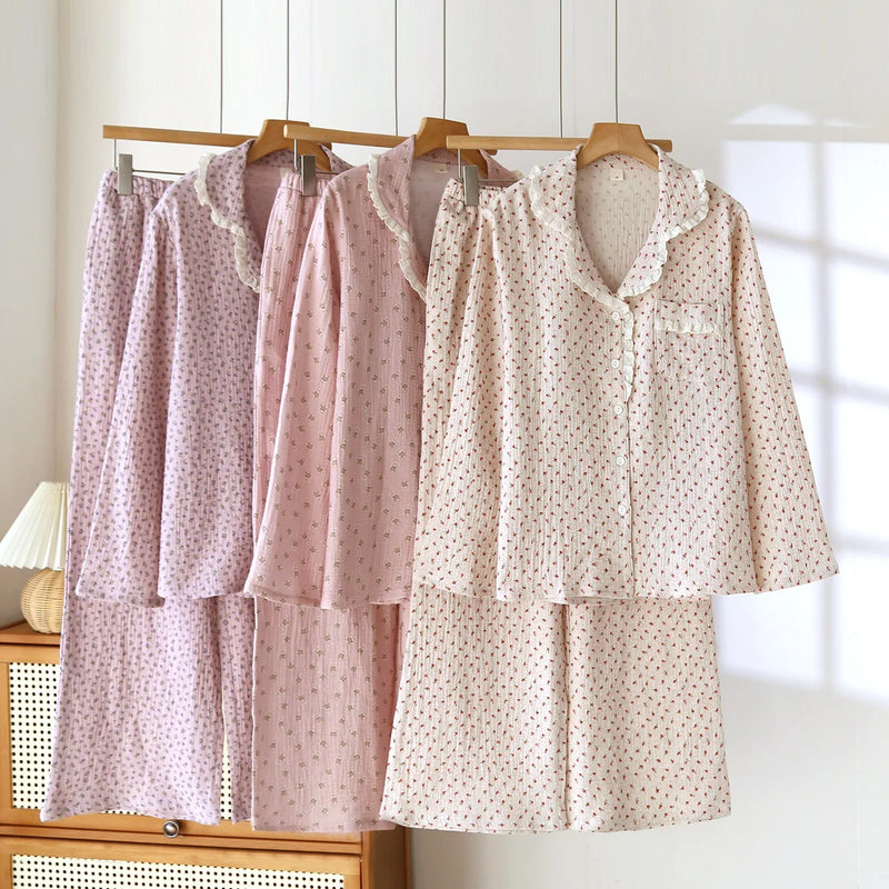 Cotton Gauze Women Pajamas Sleepwear Female 2 Piece Set.