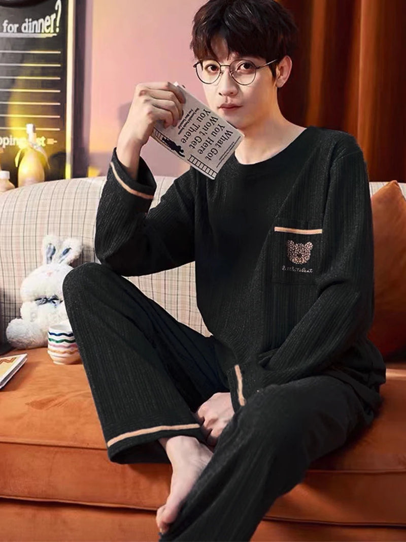 Teenage Men's Pajamas Long-Sleeved Spring and Autum.