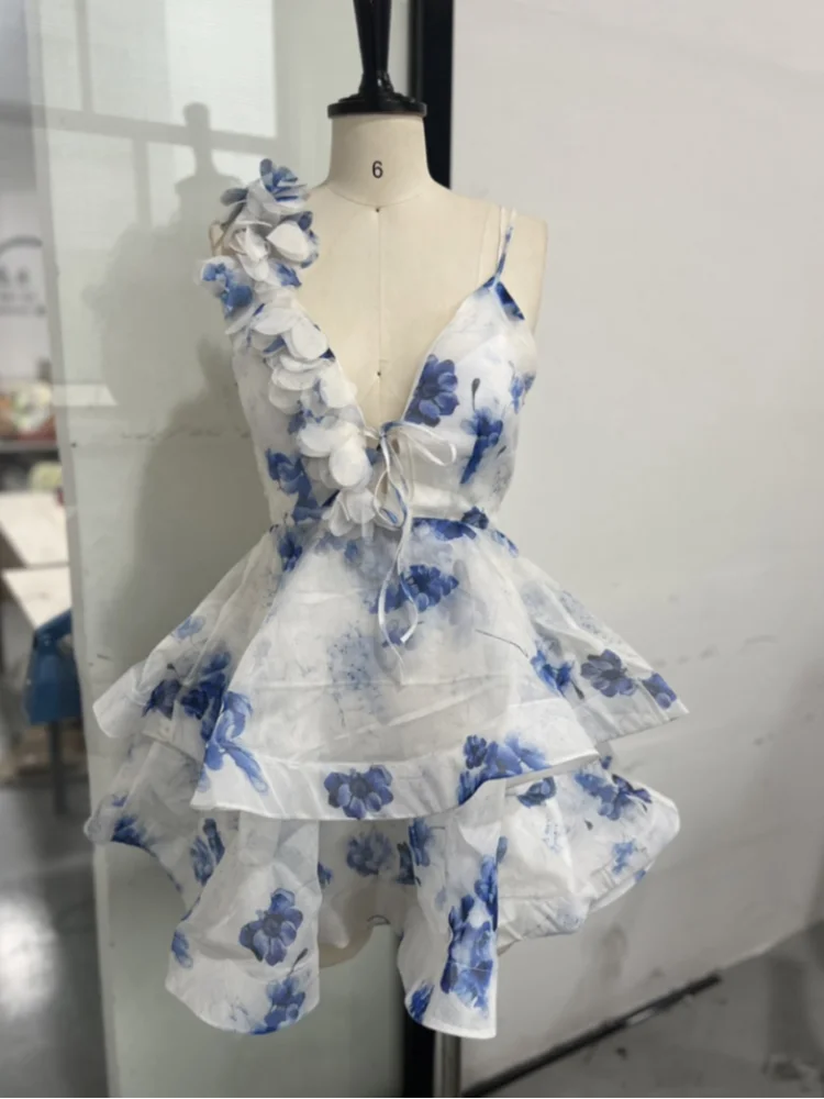 Women’s Chic Floral Printed Mini Dress Backless Sleeveless.