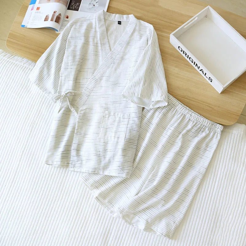 Japanese Kimono pajamas Men's Pajamas Summer Thin Short-sleeved Shorts.