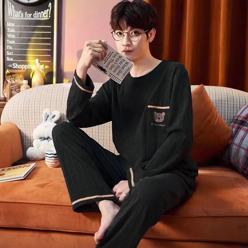 Teenage Men's Pajamas Long-Sleeved Spring and Autum.