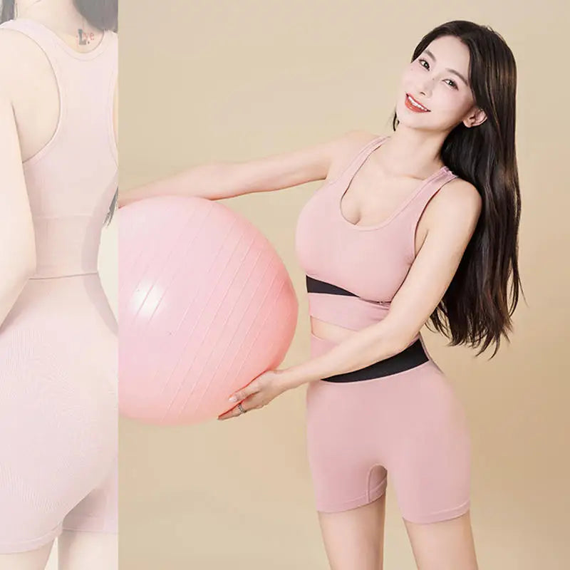 Yoga Suit Set Peach Color Fast Drying High Waist And Hip Lifting Fitness Set.