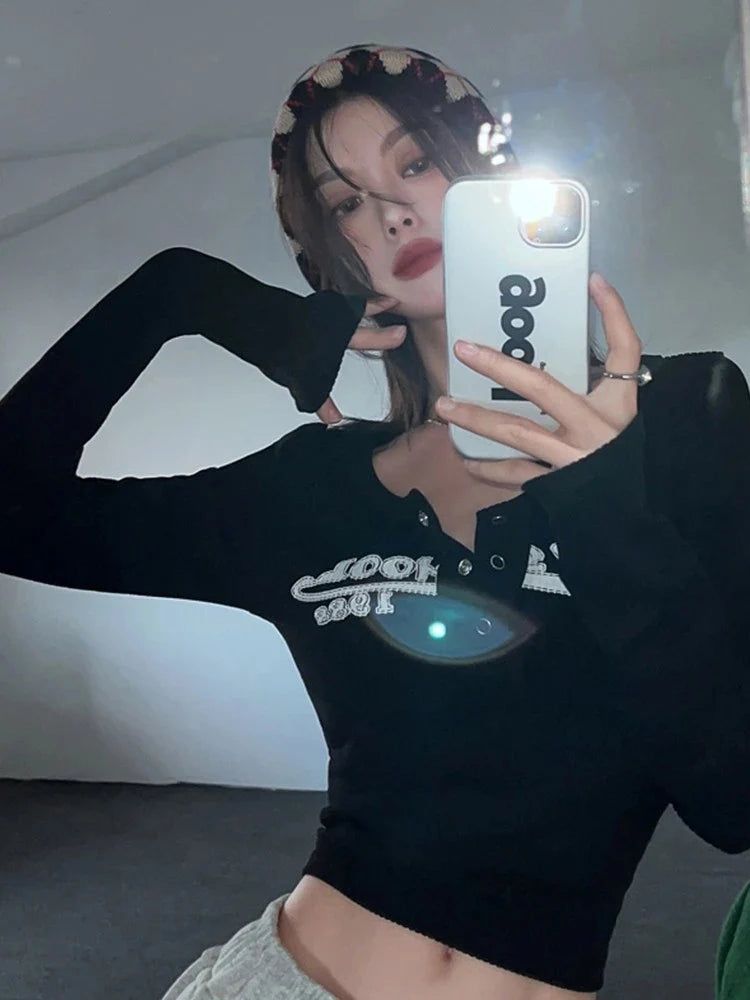 Retro Graffiti Print Elastic T Shirt Women Sexy Slim Crop Top Ribbed.