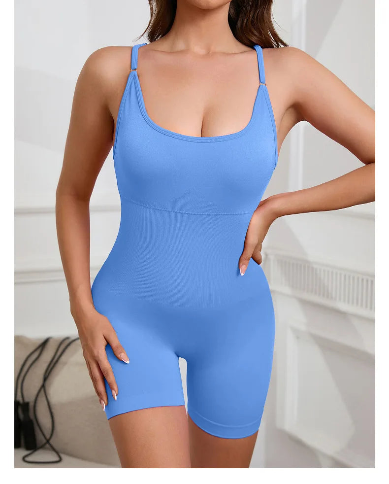 Sexy Seamless Peach Hip Yoga Jumpsuit - Quick-Dry, Stretchy Knit Fabric.