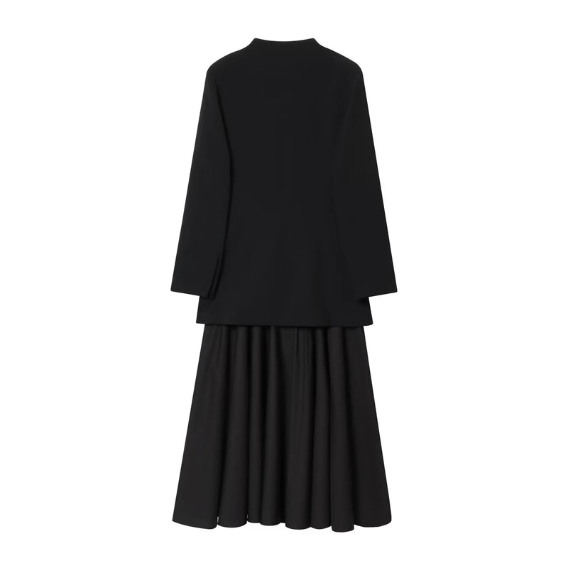 Women's clothing style simple and casual V-neck long sleeved patchwork suit dress.
