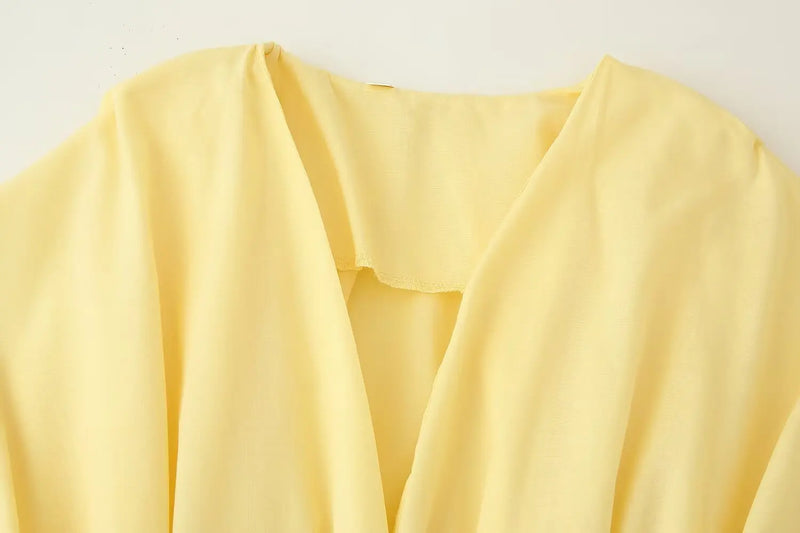 Women's New Fashion V-neck Pleated Down Shoulder Short Sleeve Midi Dress.