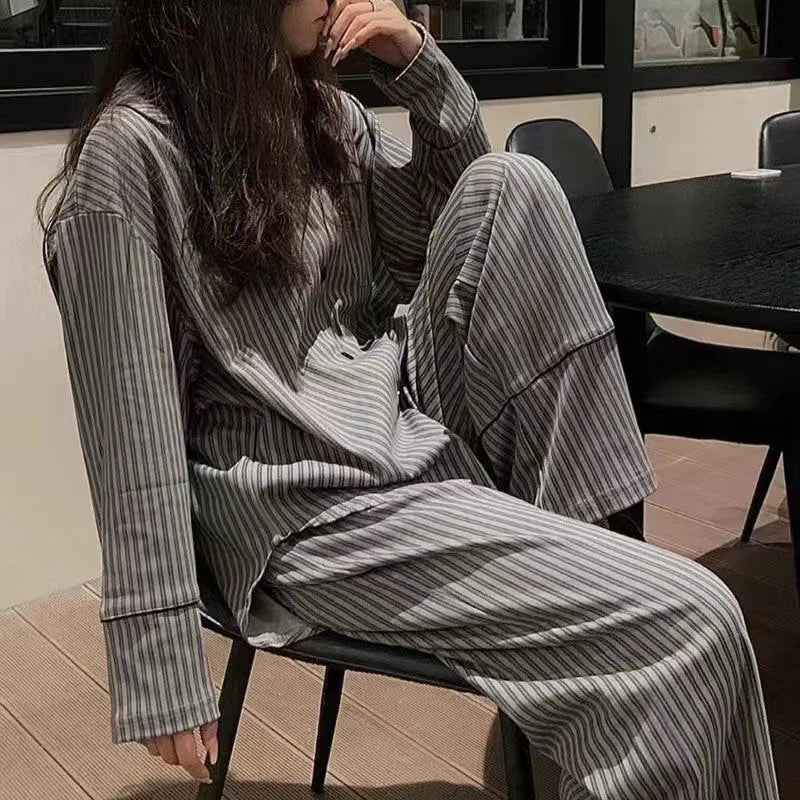 Pajamas for Women in Spring and Autumn Long Sleeved.