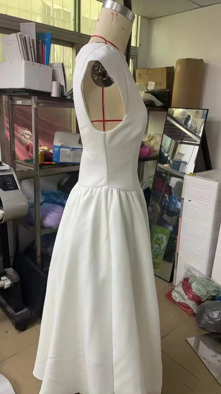 Suninheart Women Circle Cut Out Back Dress Wide Shoulders.