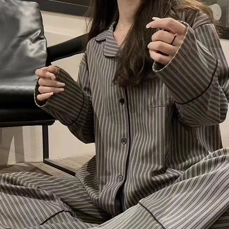 Pajamas for Women in Spring and Autumn Long Sleeved.