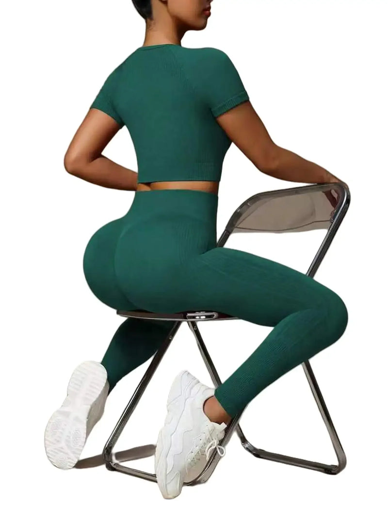 Fashionable women's two-piece high elastic seamless yoga suit sportswear.