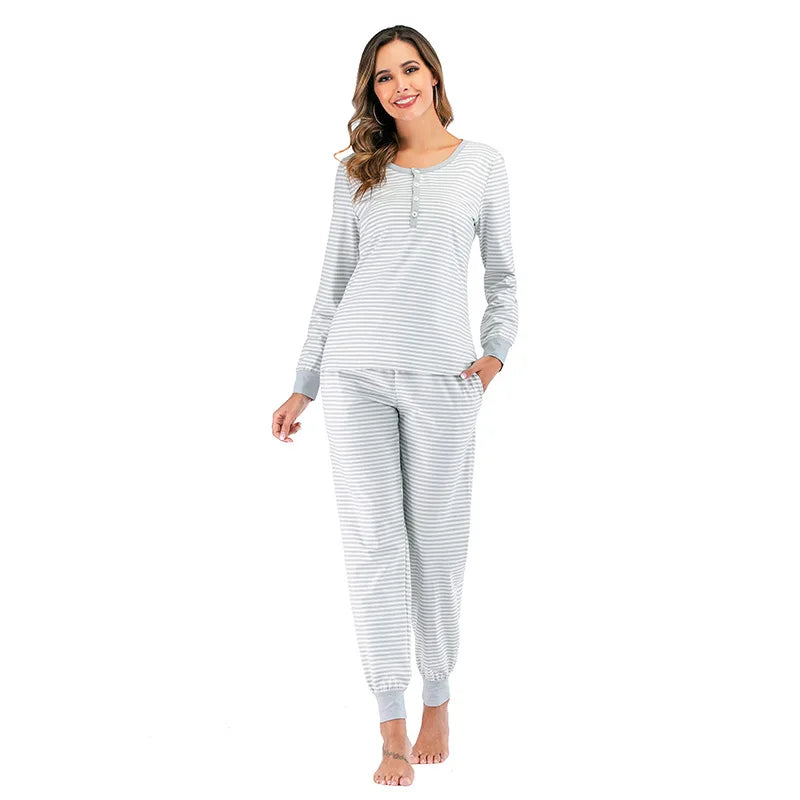 Women's Long Cotton Pajamas Two-piece Set.