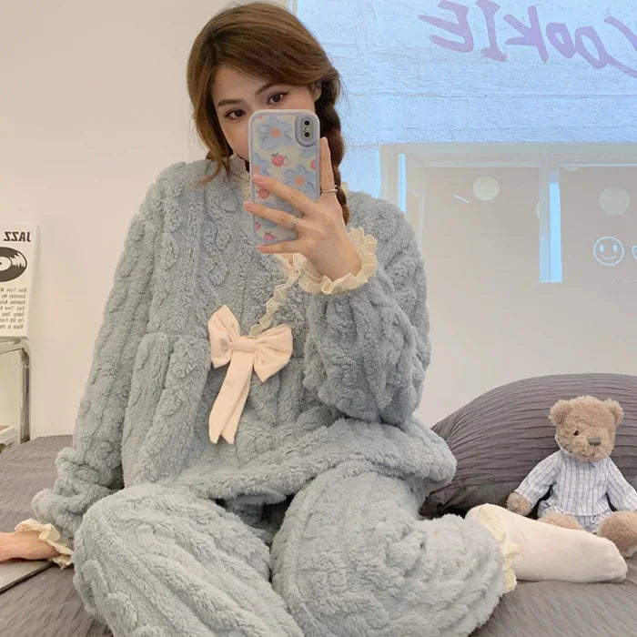 Thickened Coral Fleece Sleepwear Women's Two-Piece Set Winter Plush Home.