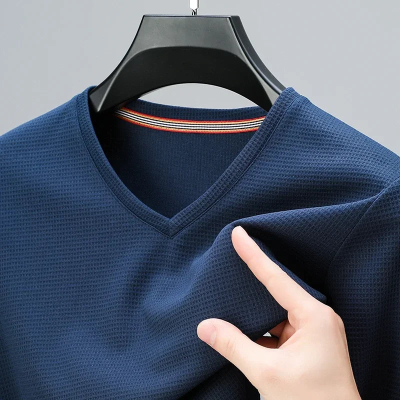Men's New Waffle V Neck Short Sleeved T-shirt Summer Comfortable Top.