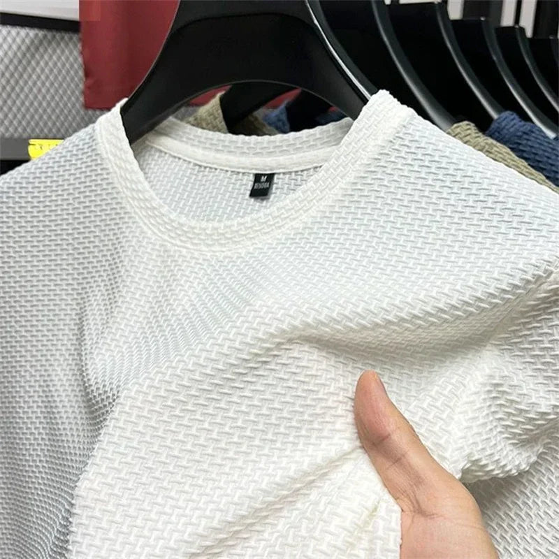 Summer Men's Round Neck Short Sleeved T-shirt.