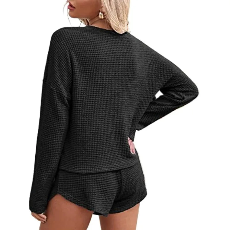 Women's Solid Pajamas Set Long Sleeve Round Neck Top And Shorts Sleepwear.