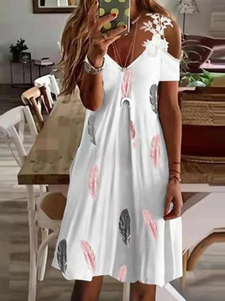Women's Fashionable Lace V-neck Suspender Dress.