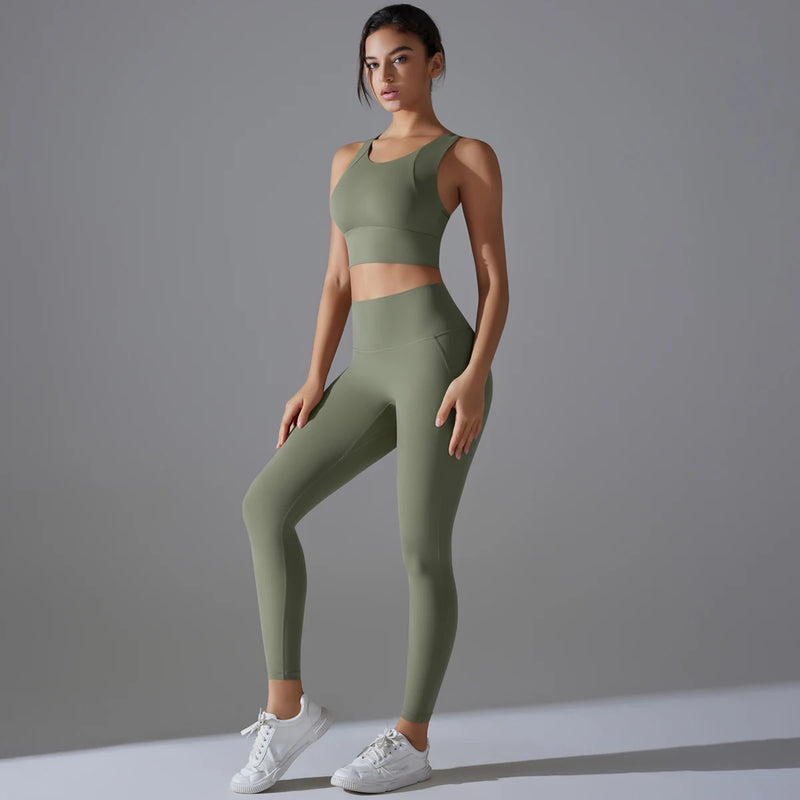 Yoga Set Women's tracksuit Women Fitness Crop Top Shockproof Sports.