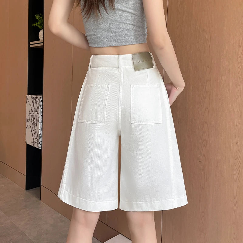 Women's Summer White Five-Point Denim Shorts.