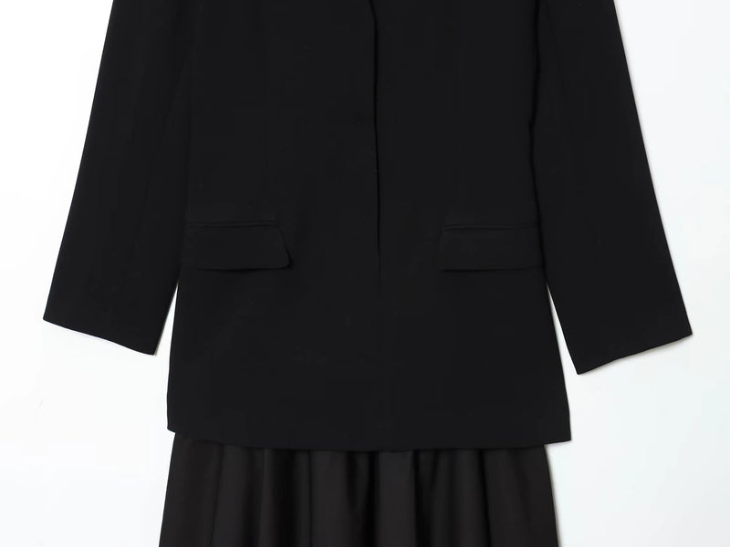Women's clothing style simple and casual V-neck long sleeved patchwork suit dress.