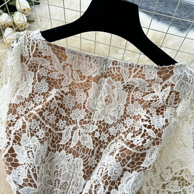 Women’s Elegant Hook Floral Hollow Lace Dress.