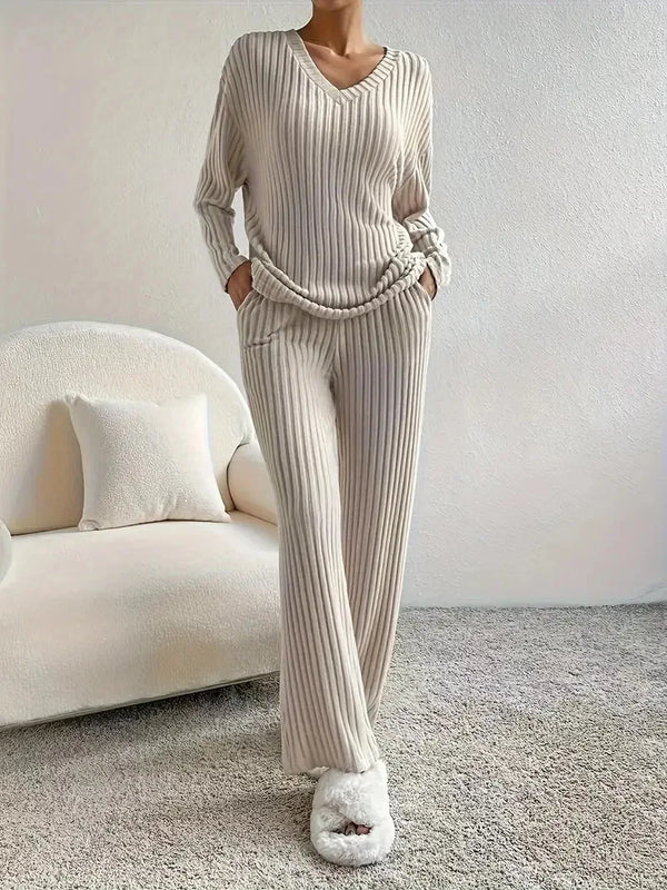 Spring Fashion Women Homewear Set New Style Straight-leg Pants +Loose-fit V-neck.