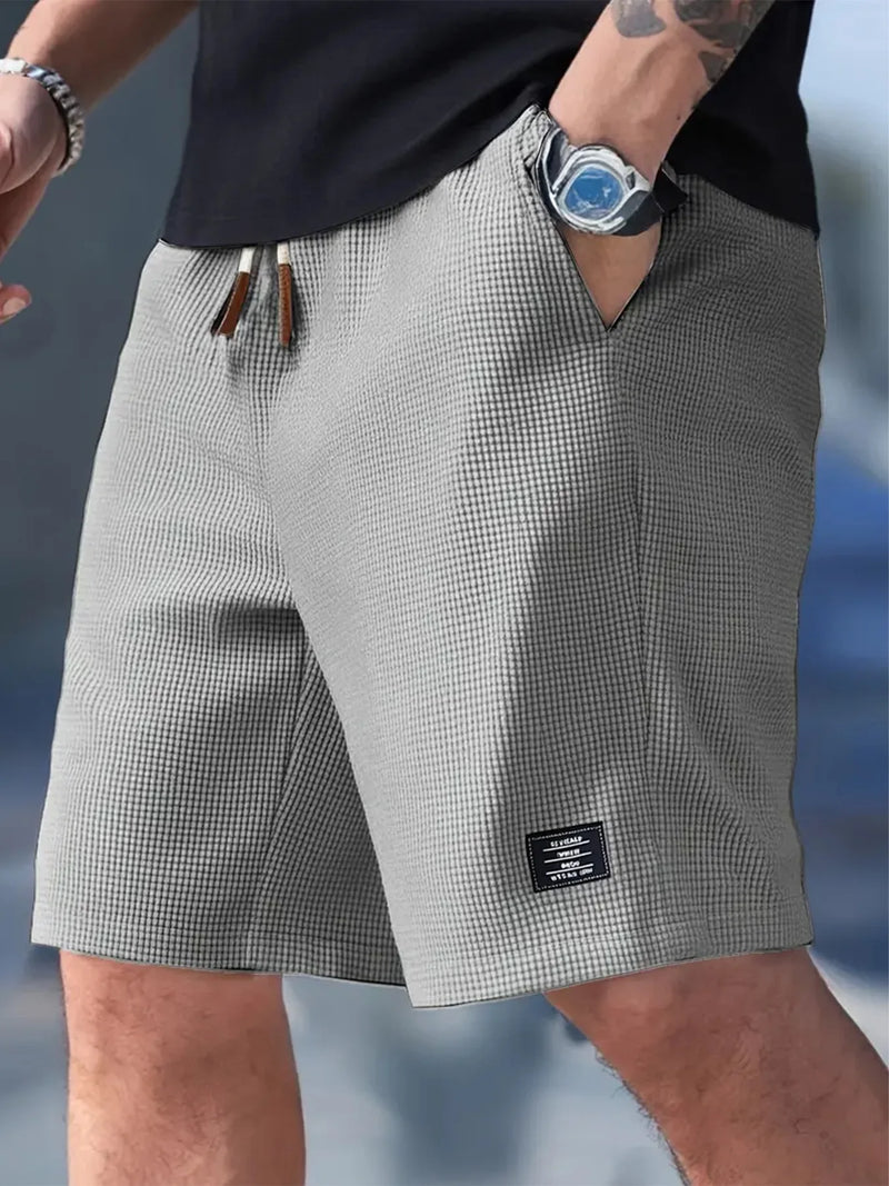 Men's Summer Casual Sports Shorts Plaid Checkered Loose Knee Length Shorts.