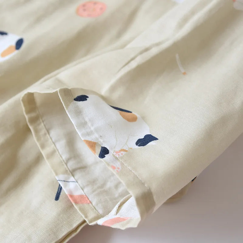 Japanese-style kimono two-piece couple pajamas cover men and women.
