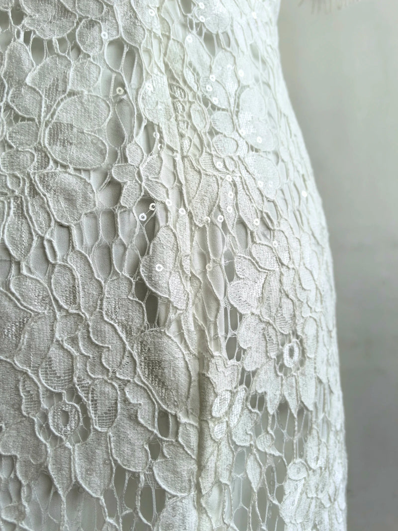 Women’s Luxury Crystal Bow Evening Formal Dress.