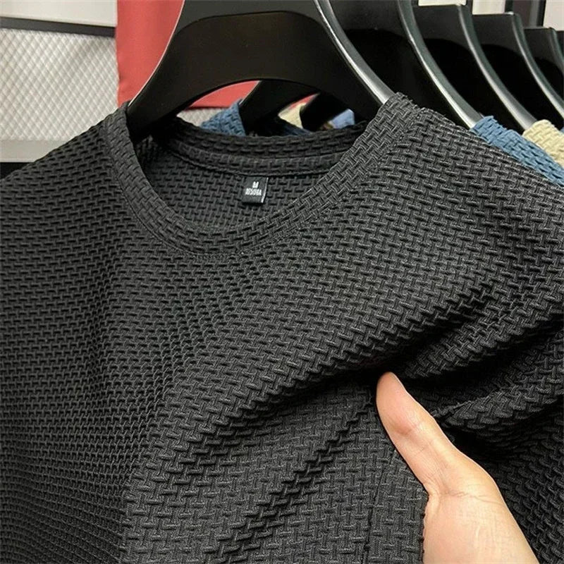 Summer Men's Round Neck Short Sleeved T-shirt.