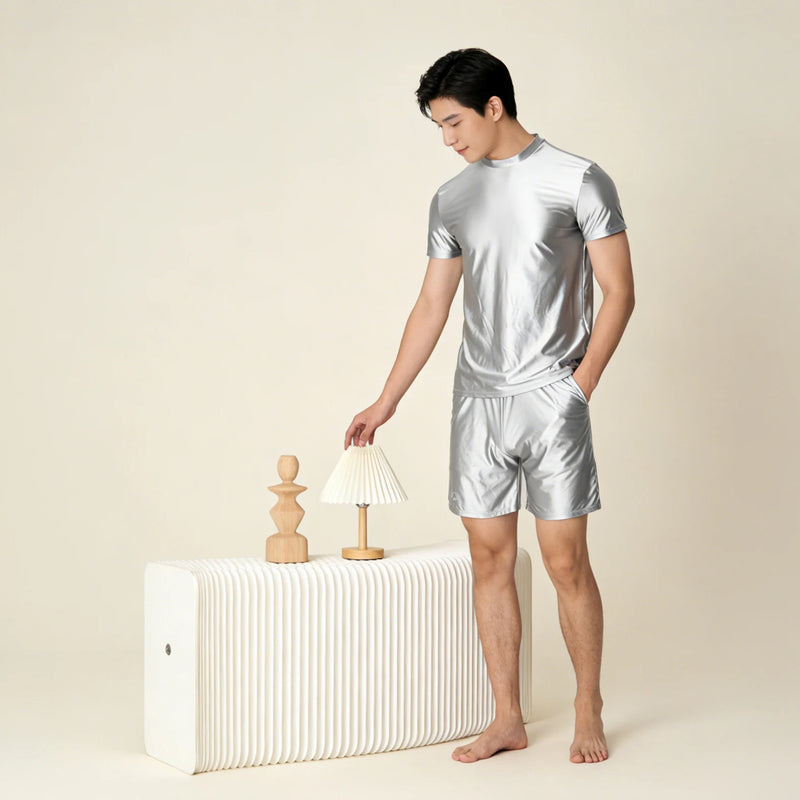 Men's spring and summer new pajamas two-piece.