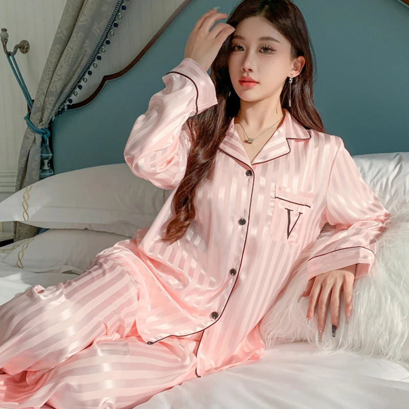 Women's Ice Silk Pajama Set Long Sleeve Long Pants Lightweight Sleepwear.