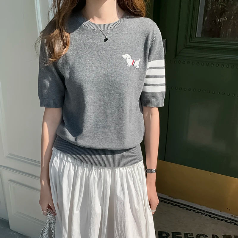 Women's T-shirt casual striped knit pullover short sleeved loose round neck.