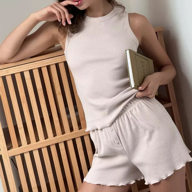 Spring And Summer Pajama Set Solid Color Comfortable Tank Top Shorts.