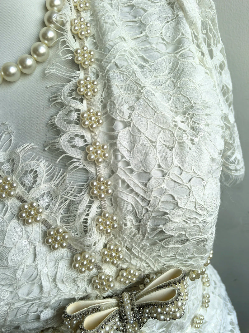 Women’s Luxury Crystal Bow Evening Formal Dress.