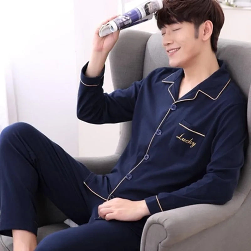 Teenage Men's Pajamas Long-Sleeved Spring and Autum.