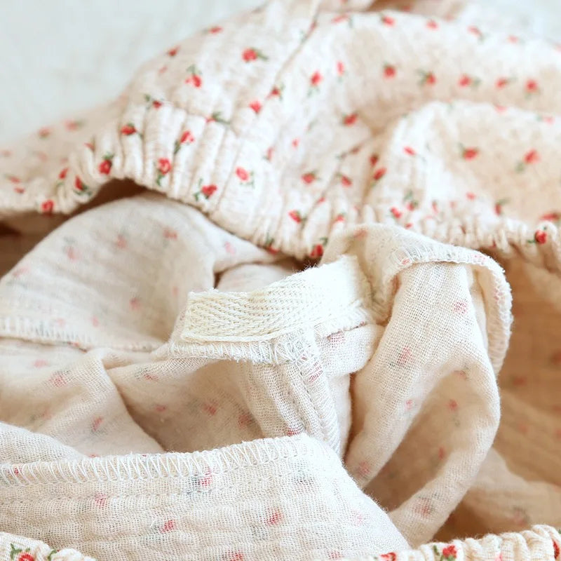 Cotton Gauze Women Pajamas Sleepwear Female 2 Piece Set.