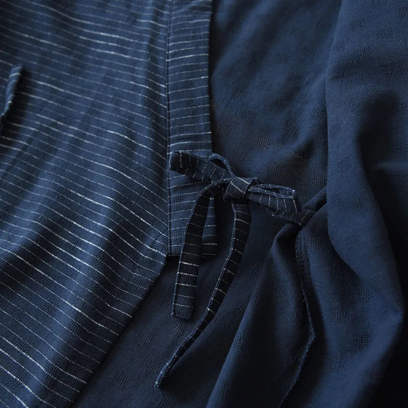 Japanese Kimono pajamas Men's Pajamas Summer Thin Short-sleeved Shorts.