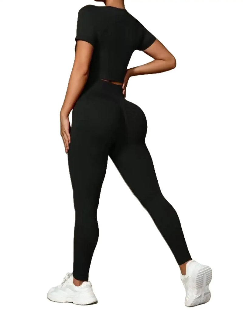 Fashionable women's two-piece high elastic seamless yoga suit sportswear.
