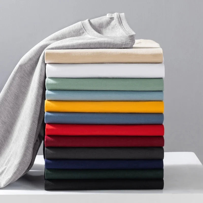 Men's Solid Color Round Neck Cotton Long Sleeved T-shirt.