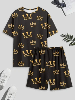 Men's pajama set, including crown-printed short sleeve top and shorts.