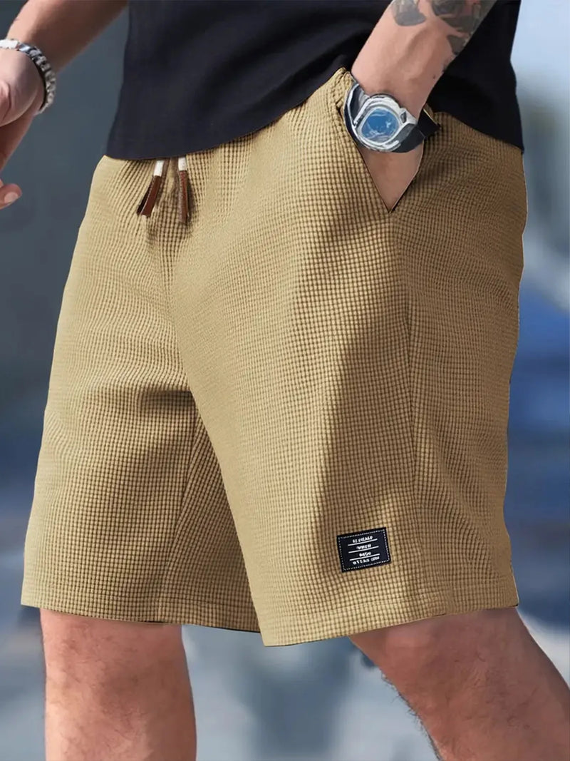 Men's Summer Casual Sports Shorts Plaid Checkered Loose Knee Length Shorts.