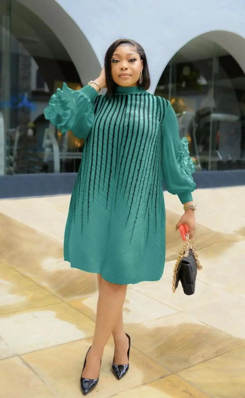 Women’s Pleated Dress Hand Shaken Flower Beaded Fashion.