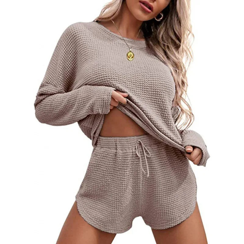Women's Solid Pajamas Set Long Sleeve Round Neck Top And Shorts Sleepwear.