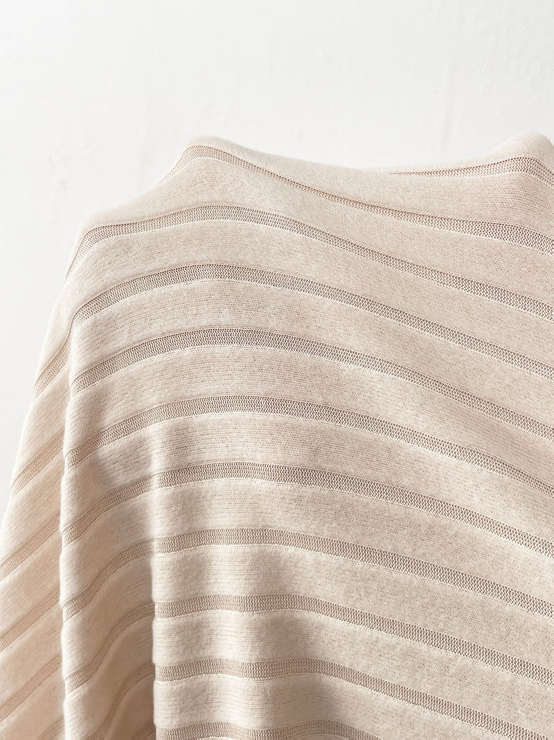 Women’s 2pcs Set Featuring a V-Neck Long-Sleeve Top And Straight-Leg Pants.