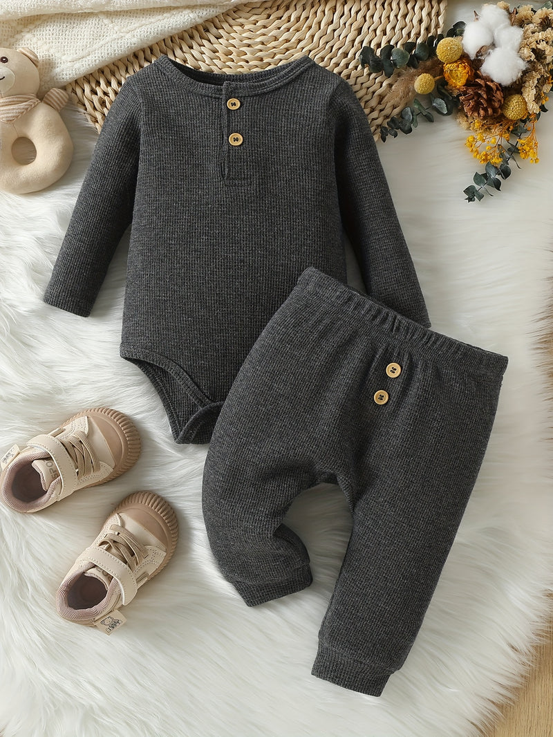 2pcs Newborn Set for Baby Boys And Girls.