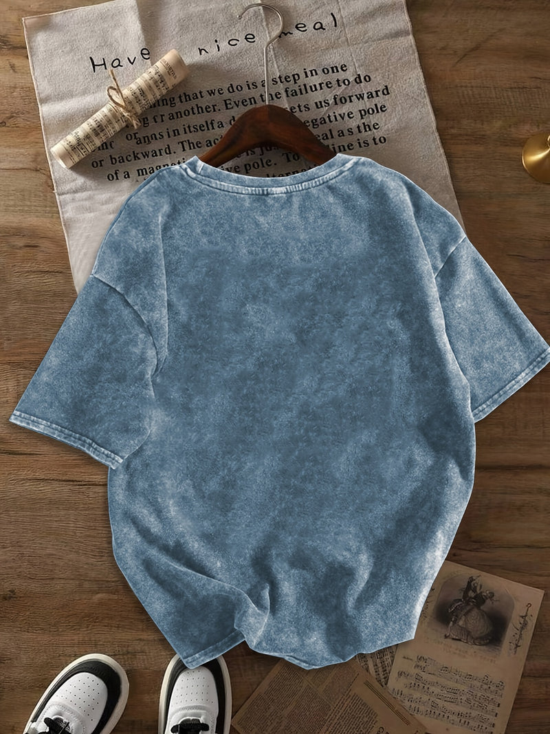 Women’s Graphic Print Round Neck Short Sleeve T-shirt.