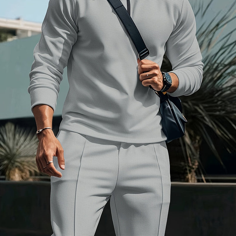 Trendy collar! Men's sports suit zipper design, preferred for daily outings.